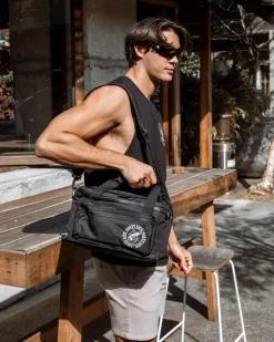 Salty Life Catch Cooler Bag Black Hot