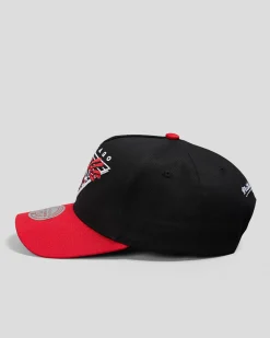 Mitchell & Ness Chicago Bulls Pro Pinch Snapback Cap Black Online
