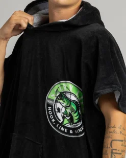 Salty Life Hooked V3 Hooded Towel Black/green Discount