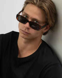 Happy Hour Oxford Sunglasses Tortoise Hot