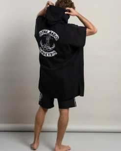 The Mad Hueys Skull Anchor Hooded Beach Towel Black New
