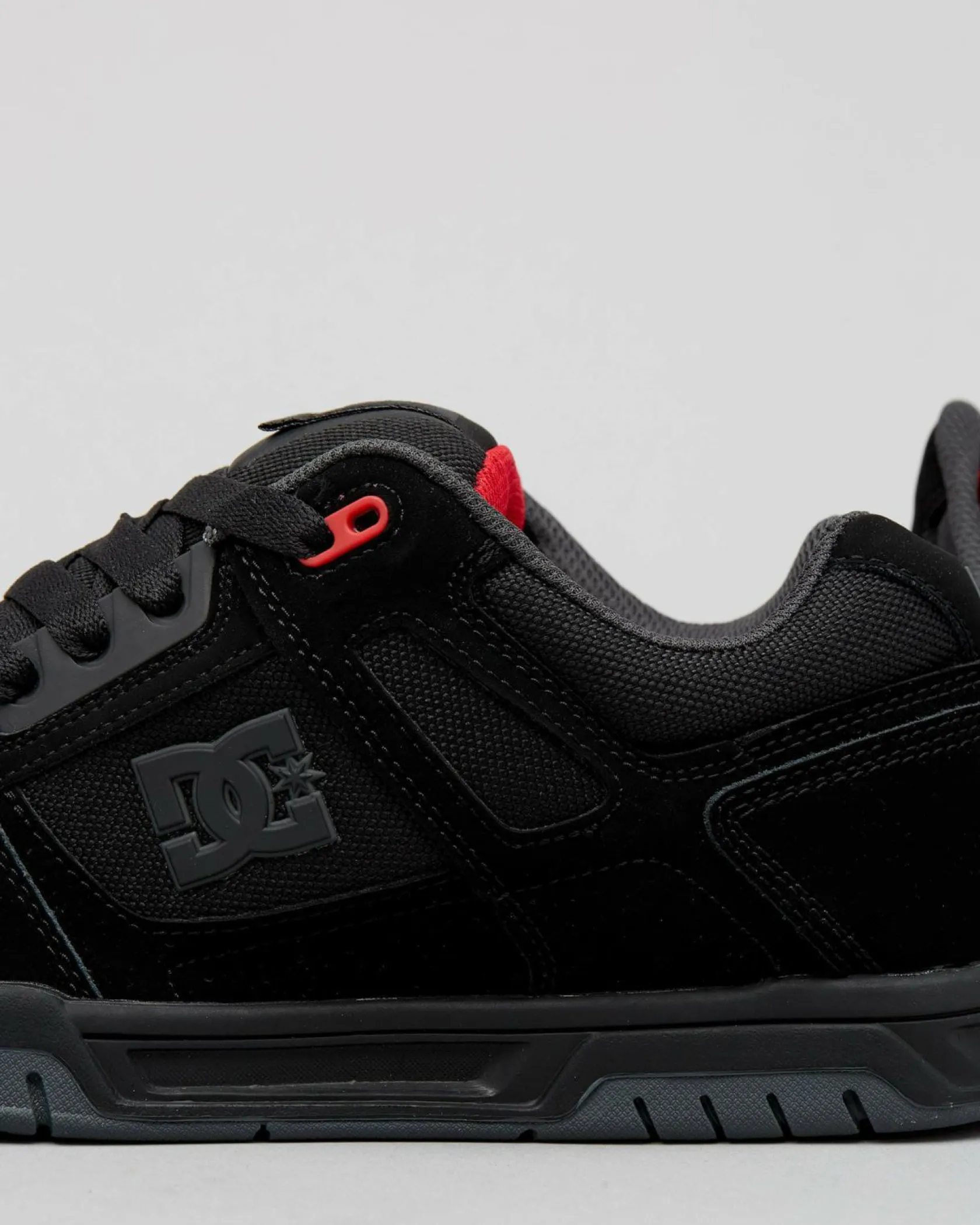 DC Shoes Stag Shoes Black/grey/red Best