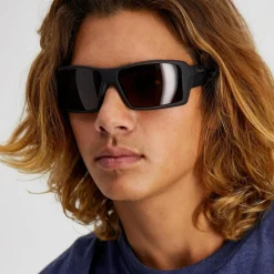 Liive The Edge Polarised Sunglasses Matt Beer Hot
